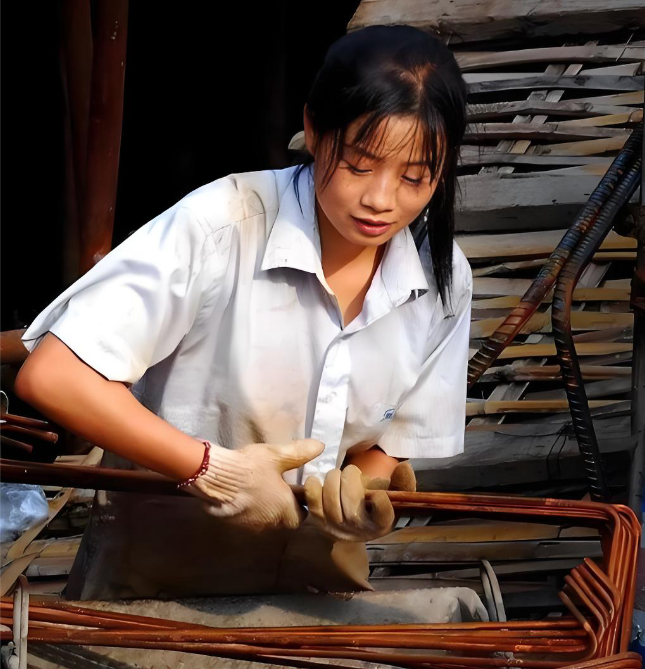 Người phụ nữ nuôi em gái thành luật sư, cho tiền mua nhà, cưới chồng, đến khi bệnh nặng xin ở nhờ, em đáp: &quot;Nhà em đang có khách&quot;- Ảnh 1.