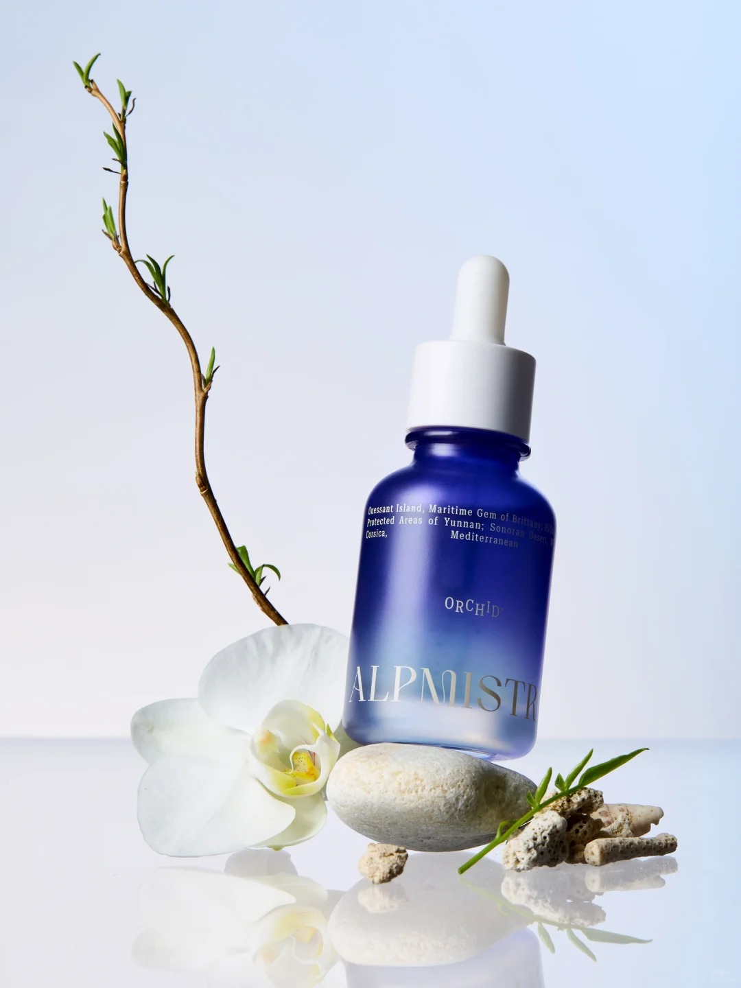 5 serum đêm chứa phân tử tái sinh, đánh bật nếp nhăn chỉ sau giấc ngủ - Ảnh 2. 5 serum đêm chứa phân tử tái sinh, đánh bật nếp nhăn chỉ sau giấc ngủ - Ảnh 2.