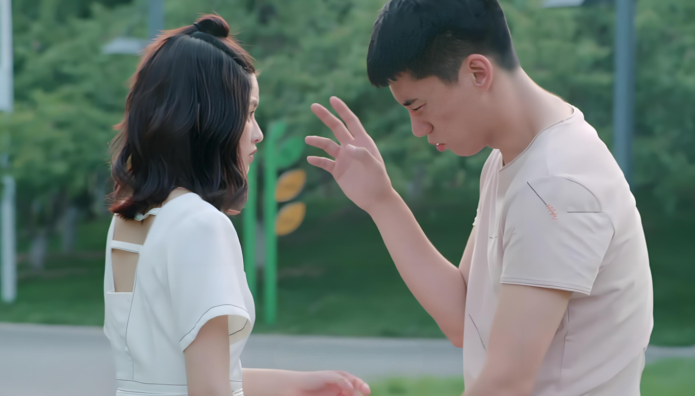 Tôi không ngờ một sai lầm nhỏ ở công ty lại trở thành mồi lửa &quot;thiêu rụi&quot; cả gia đình mình- Ảnh 1.