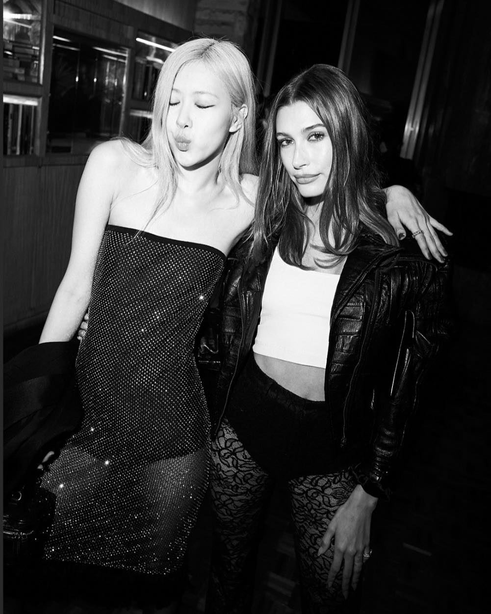3 mỹ nhân &quot;cô lập&quot; Rosé (BLACKPINK): Vợ Justin Bieber không phải người bị mắng chửi nhiều nhất, nhưng là người hành xử kém duyên nhất - Ảnh 11.