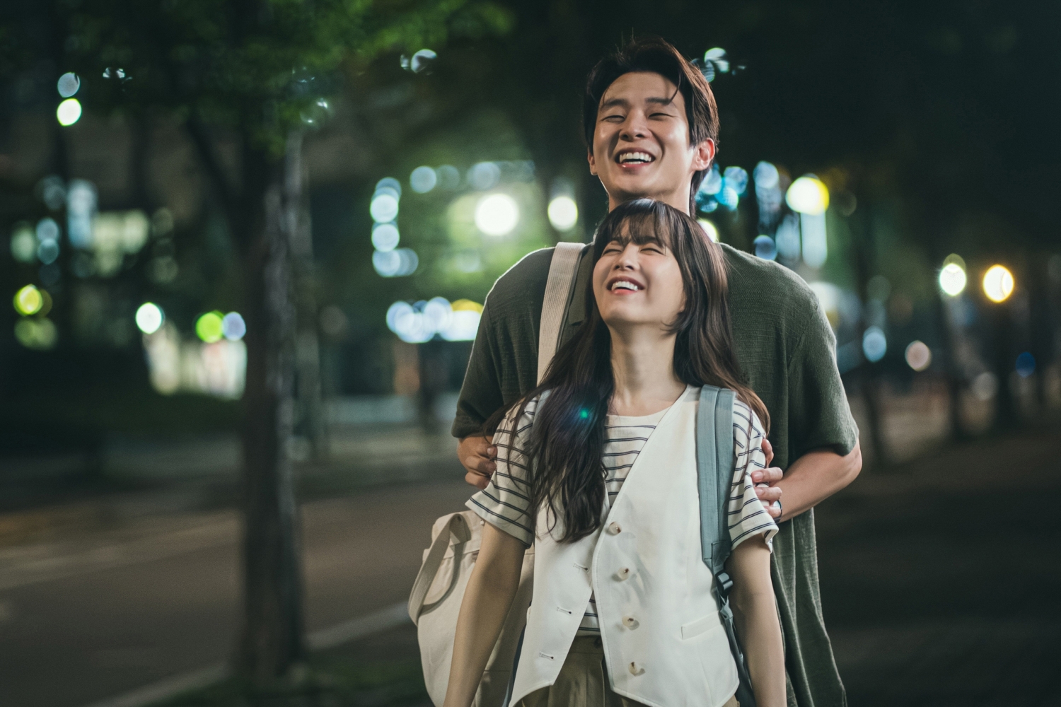 Không biết ăn gì mà mỹ nhân này cứ trẻ mãi thế: Đây là 18 tuổi chứ 35 nỗi gì, soi cả ngày không thấy nếp nhăn - Ảnh 9.