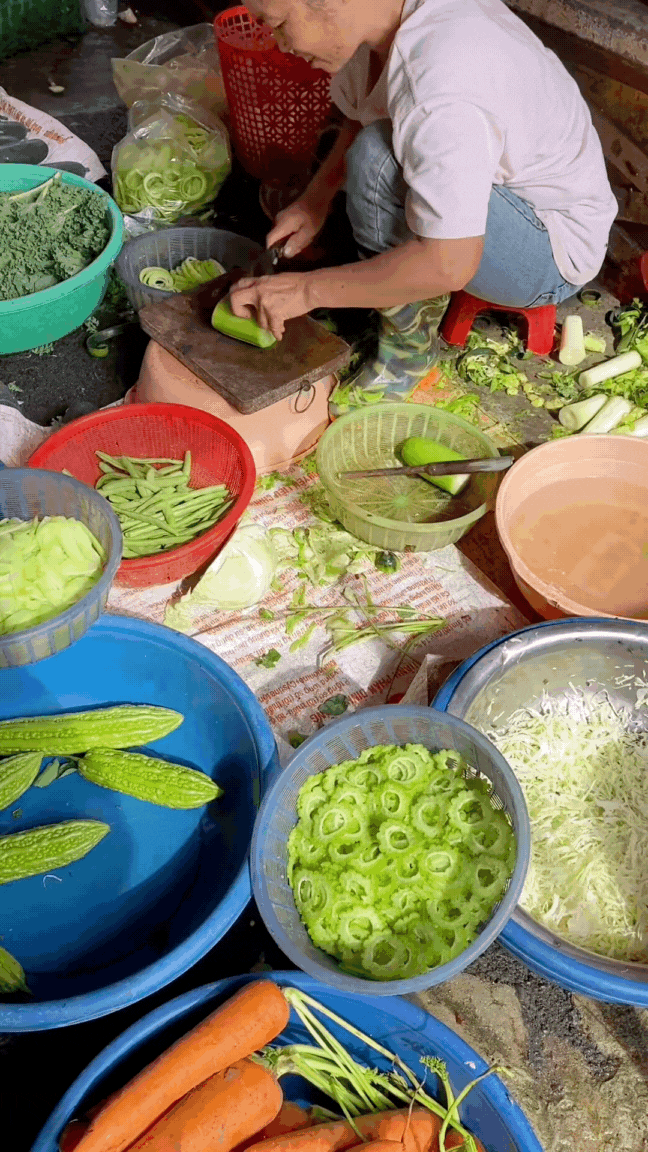bi-xanh-thai-soi-1-17594756021541215175178.gif