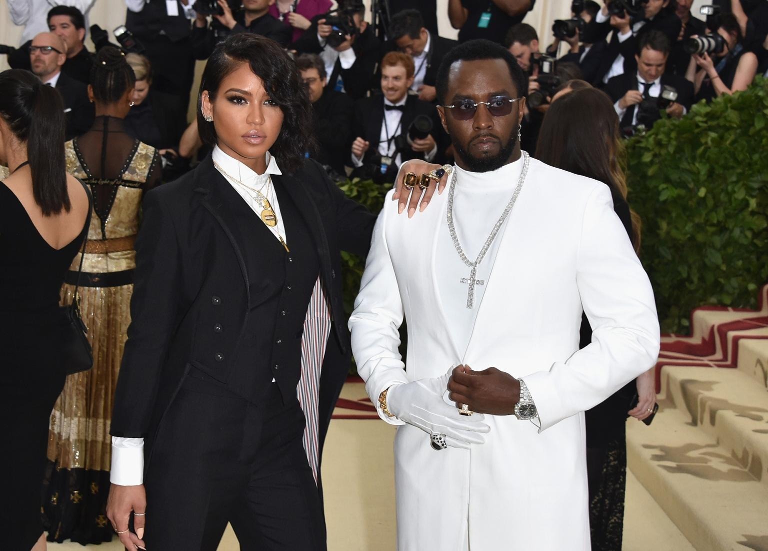 &quot;Kẻ săn mồi tình dục&quot; Diddy khóc than thảm thiết chưa từng thấy - Ảnh 2.
