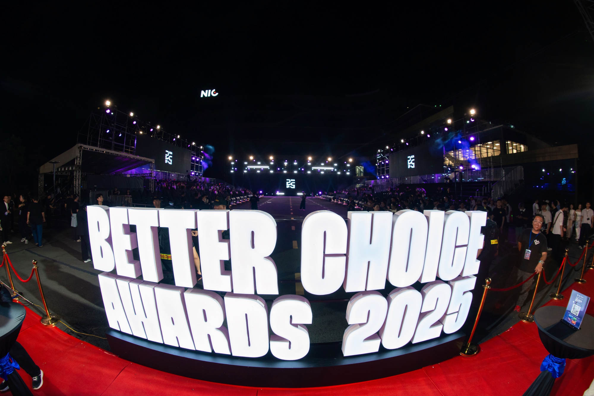 Gala Better Choice Awards 2025: Han Sara “Xinh” ngây ngất, xuất hiện bùng nổ với loạt hit đình đám- Ảnh 1.