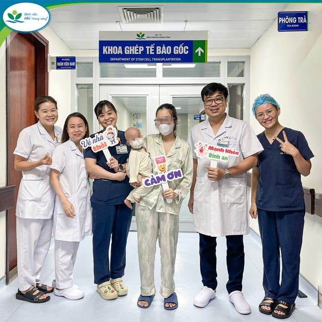 Bé gái mắc suy giảm miễn dịch bẩm sinh thể nặng được hồi sinh sự sống nhờ ghép tế bào gốc tủy xương thành công- Ảnh 5.