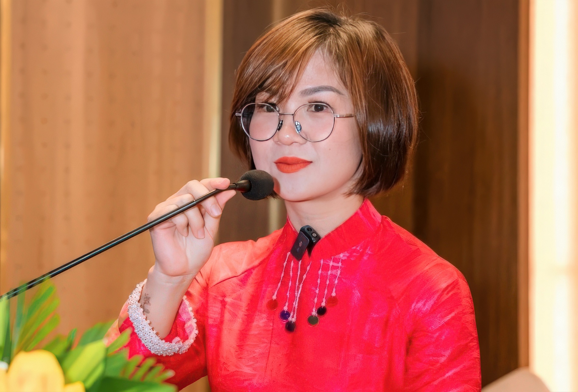 Luật sư nói gì về vụ người vợ trẻ khai thường xuyên bị bạo hành, dọa giết trước khi sát hại chồng? - Ảnh 2.