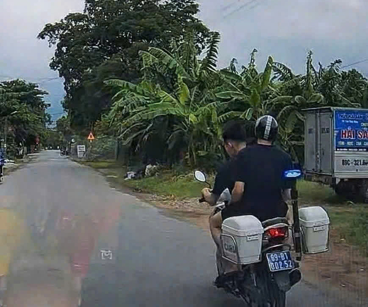 Được giao sửa xe đặc chủng của Công an xã, thanh niên mang đi ‘lượn’ đường - Ảnh 1.