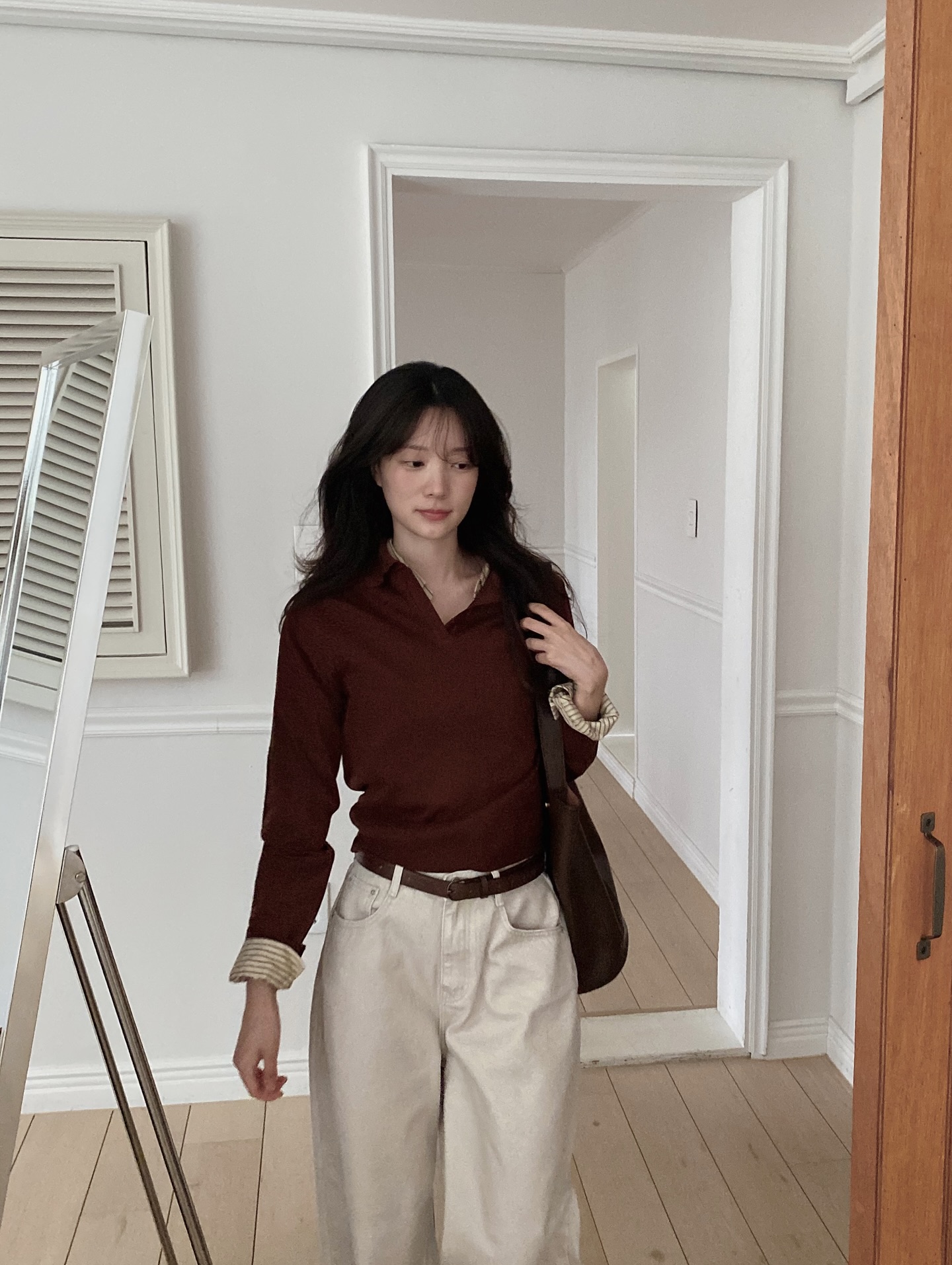 Mặc đẹp mỗi ngày với 10 set đồ màu trung tính - Ảnh 7. Mặc đẹp mỗi ngày với 10 set đồ màu trung tính - Ảnh 7.