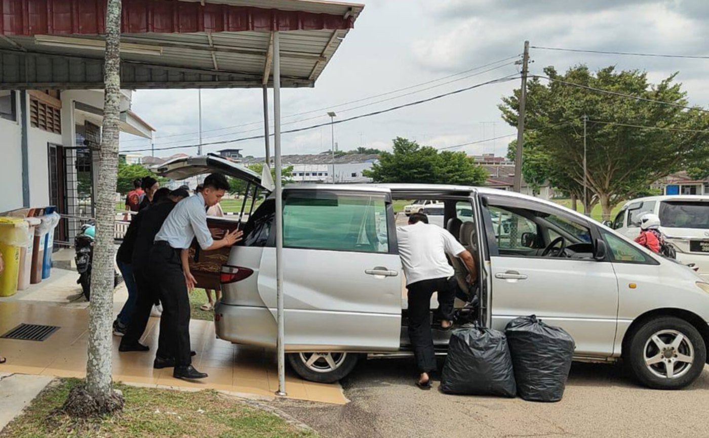 Cặp đôi yêu nhau cùng tử nạn khi đi chơi, sau vụ việc gia đình làm 1 việc khiến nhiều người ngỡ ngàng- Ảnh 1. Cặp đôi yêu nhau cùng tử nạn khi đi chơi, sau vụ việc gia đình làm 1 việc khiến nhiều người ngỡ ngàng- Ảnh 1.