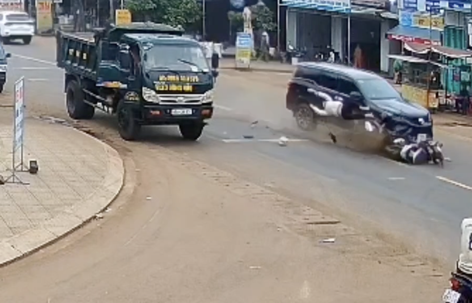 - Ảnh 1.  - Ảnh 1.