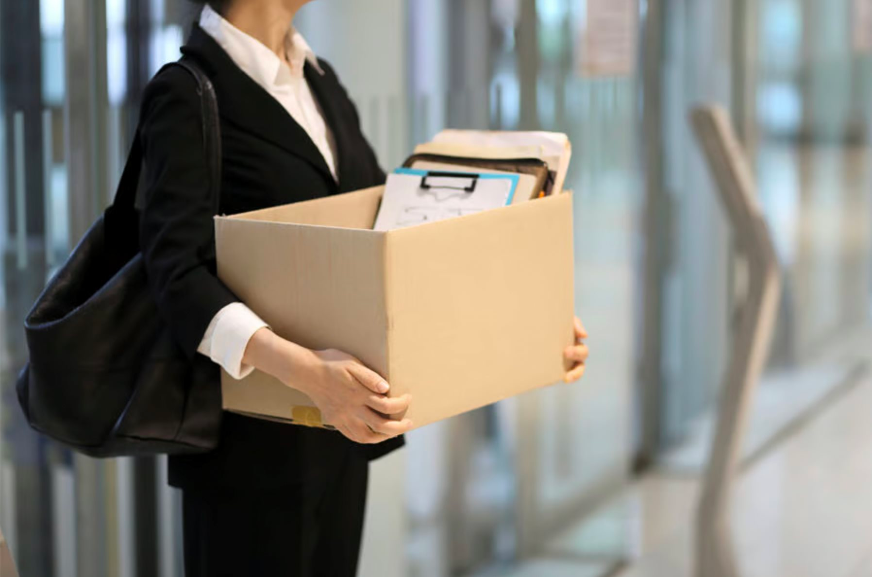 Làn sóng "đại sa thải" vì AI đang gần hơn bao giờ hết, nhân viên hay quản lý đều chịu chung số phận: Phát súng khai mào của Amazon cảnh tỉnh thị trường lao động toàn cầu - Ảnh 1. Làn sóng "đại sa thải" vì AI đang gần hơn bao giờ hết, nhân viên hay quản lý đều chịu chung số phận: Phát súng khai mào của Amazon cảnh tỉnh thị trường lao động toàn cầu - Ảnh 1.