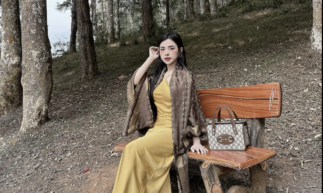 Vợ Huấn Hoa Hồng là ai? - Ảnh 1. Vợ Huấn Hoa Hồng là ai? - Ảnh 1.