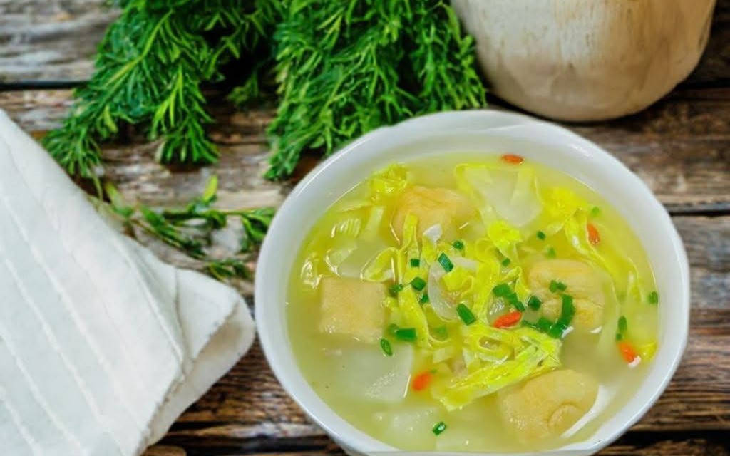 Học theo chị gái, tôi nấu món canh này ăn nên làn da được cấp nước lại bổ sung kali, lợi đường tiêu hóa