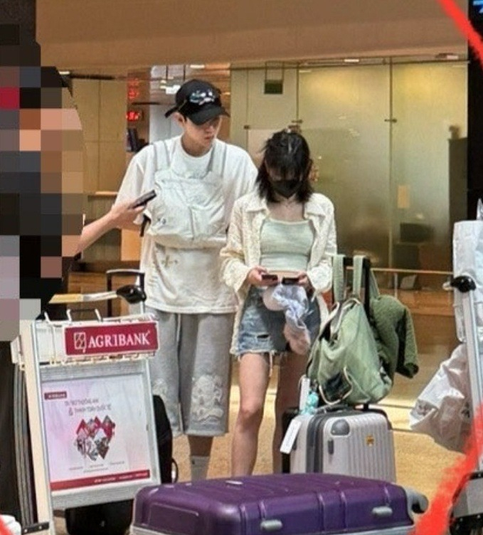 “Em gái quốc dân” Kim Yoo Jung đích thân lên tiếng về tin hẹn hò tài tử ở Việt Nam- Ảnh 2. “Em gái quốc dân” Kim Yoo Jung đích thân lên tiếng về tin hẹn hò tài tử ở Việt Nam- Ảnh 2.