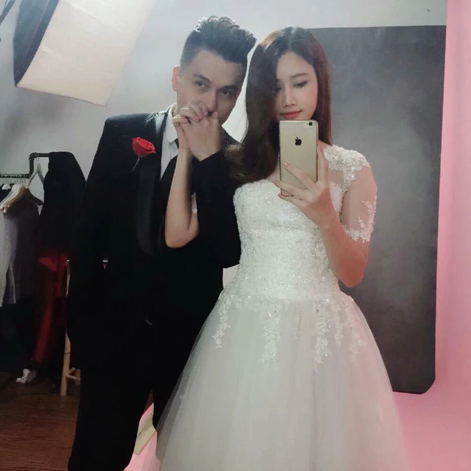 Nam ca sĩ ngồi không cũng có nửa tỷ mỗi tháng: Có 3 nhà ở Mỹ, 1 nhà ở Việt Nam, vợ 9x cực nóng bỏng - Ảnh 2. Nam ca sĩ ngồi không cũng có nửa tỷ mỗi tháng: Có 3 nhà ở Mỹ, 1 nhà ở Việt Nam, vợ 9x cực nóng bỏng - Ảnh 2.