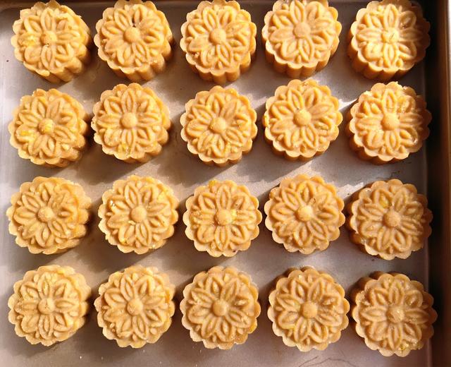 Không tin nổi bánh Trung thu lại làm nhanh và dễ thế này mà hương vị lại mềm mịn, thơm ngon cực ít đường - Ảnh 6.