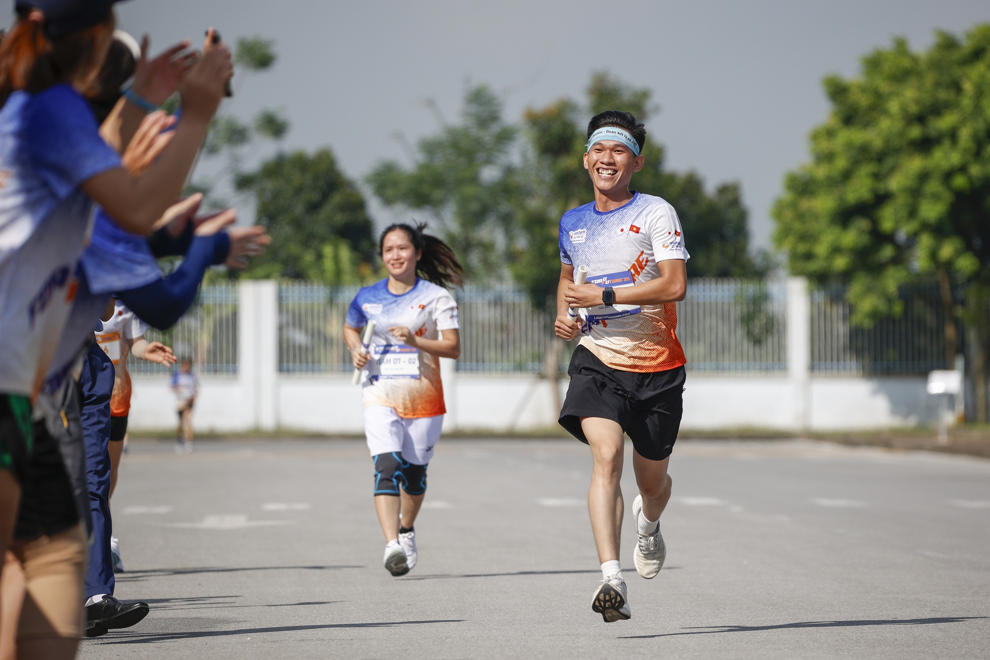 giai-chay-diana-unicharm-marathon-03102025-13-1759563738282510366112-1759565813400-17595658136321796952598.jpg