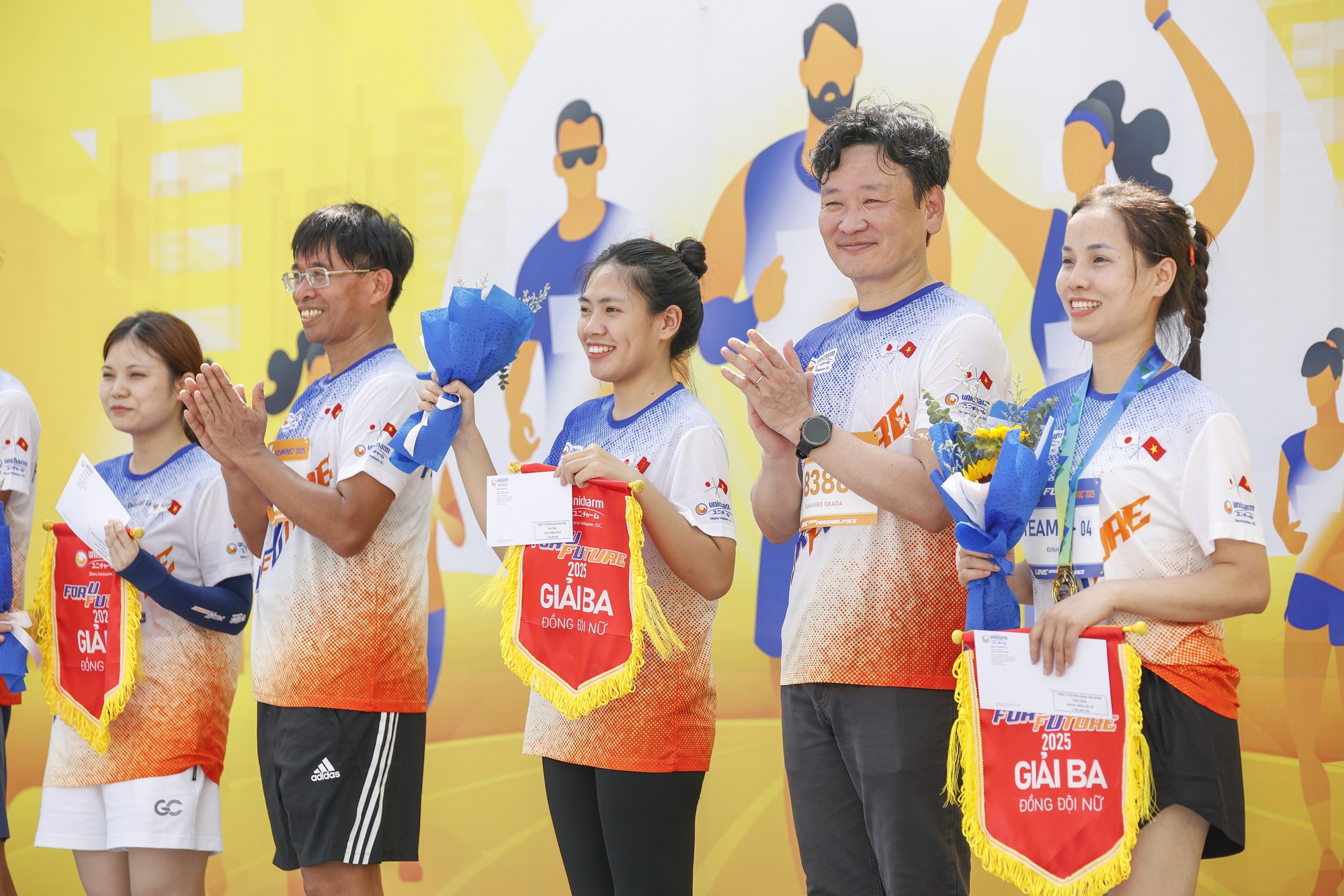 giai-chay-diana-unicharm-marathon-03102025-45-17595640385461694116032-1759565833881-1759565834204322413430.jpg