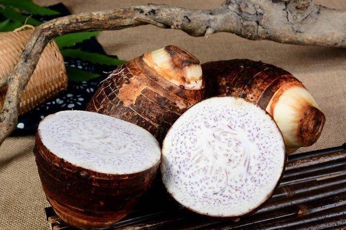 Củ sen là &quot;nữ hoàng mùa thu&quot; nhưng &quot;10kg củ sen không bằng 1kg củ này&quot;: Ở chợ bán la liệt, ăn nhiều bổ phổi, dễ thở, mềm da - Ảnh 2.