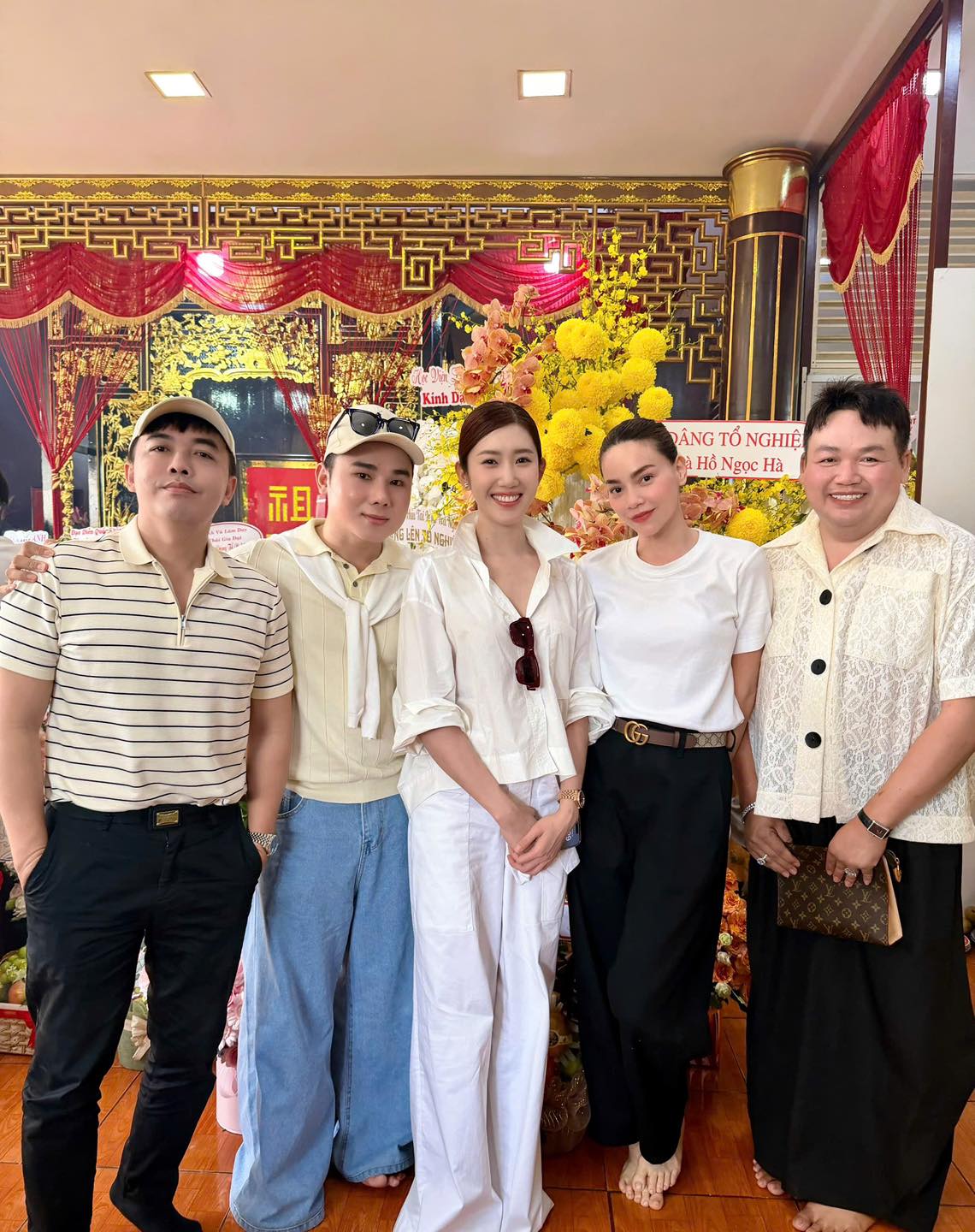 Thêm chi tiết chứng tỏ cặp đôi Vbiz có &quot;visual đỉnh nóc&quot; đã &quot;đường ai nấy đi&quot;- Ảnh 2.