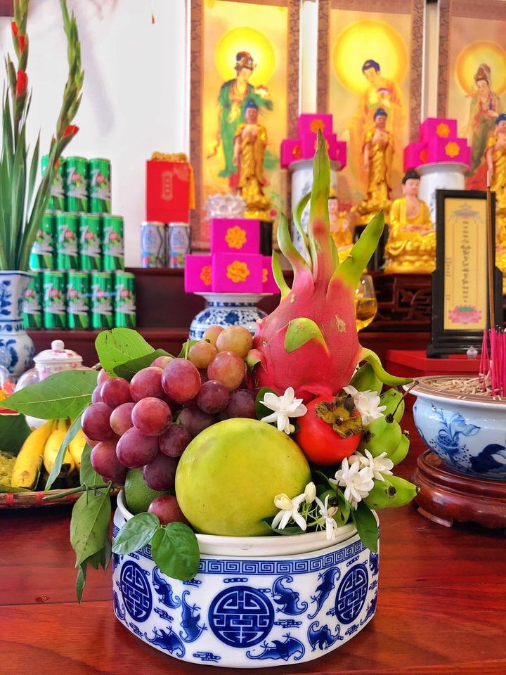 Cách bày mâm ngũ quả Trung thu ở 3 miền Bắc, Trung, Nam - Ảnh 4.