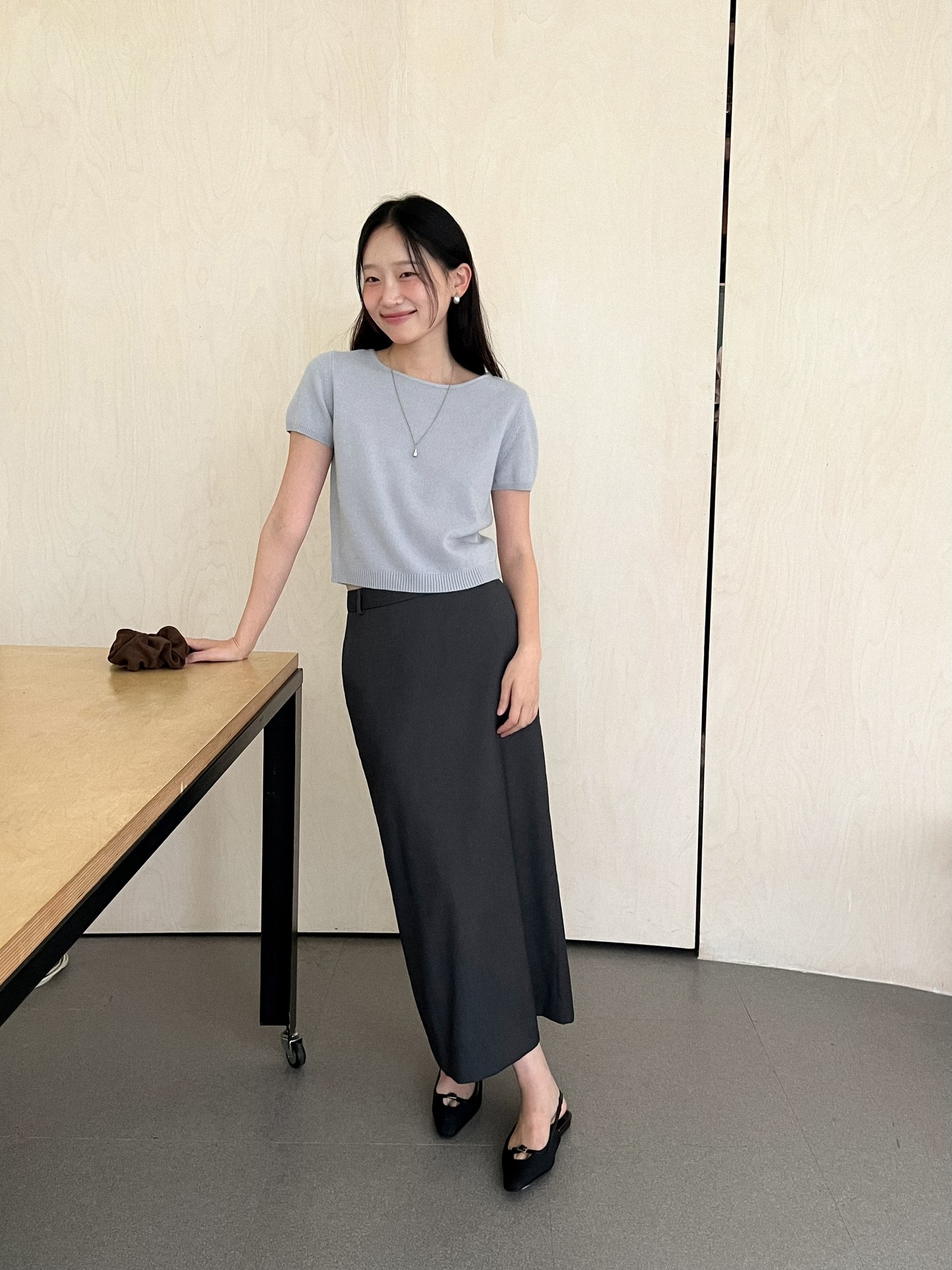Mẫu chân váy tối giản hot nhất hiện tại, phối kiểu gì cũng sang chảnh xuất sắc - Ảnh 5.