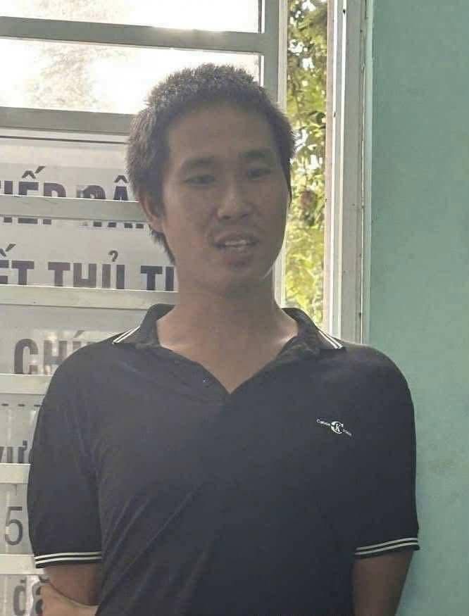 Nghi phạm sát hại 3 người ở Đồng Nai: Thường đăng clip đi phượt bằng xe phân phối lớn trên MXH - Ảnh 1.