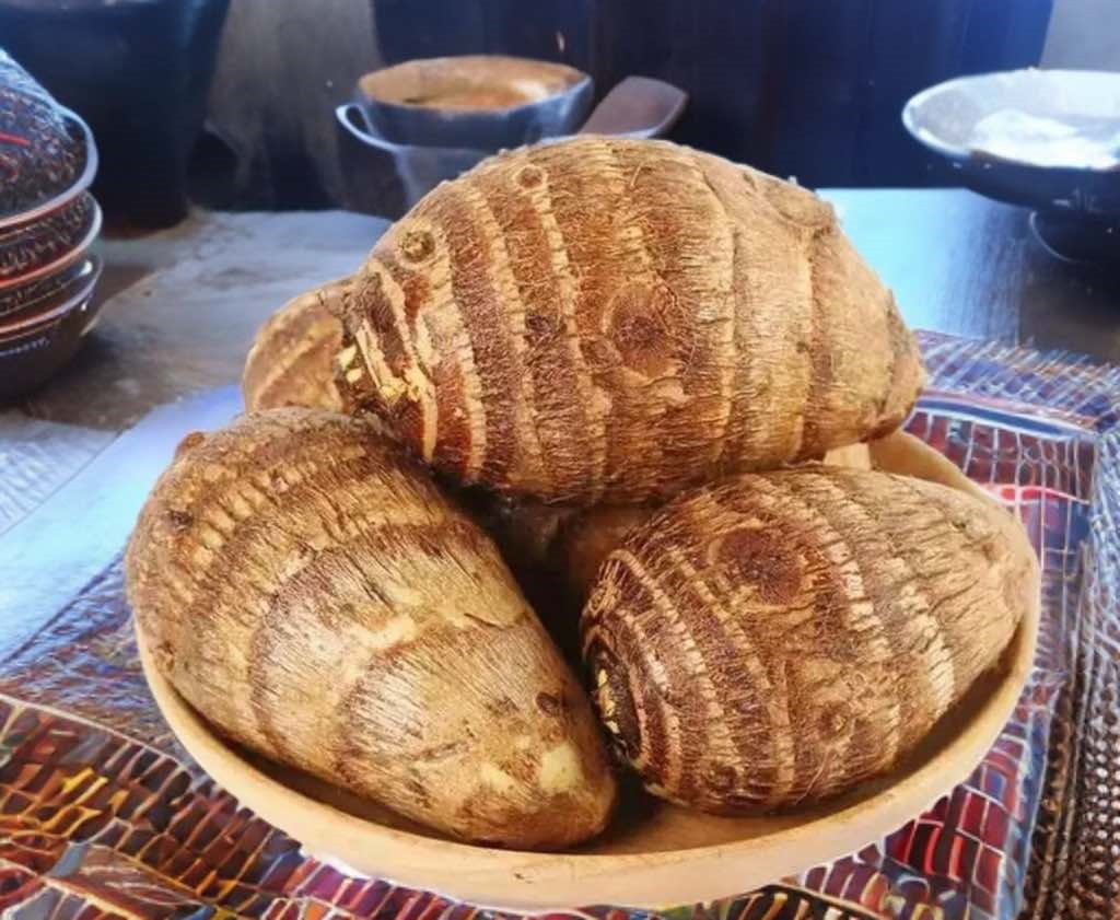 Mùa thu là thời điểm lý tưởng để thưởng thức khoai môn: 2 công thức cực ngon, dễ nấu cả nhà sẽ thích mê - Ảnh 1.