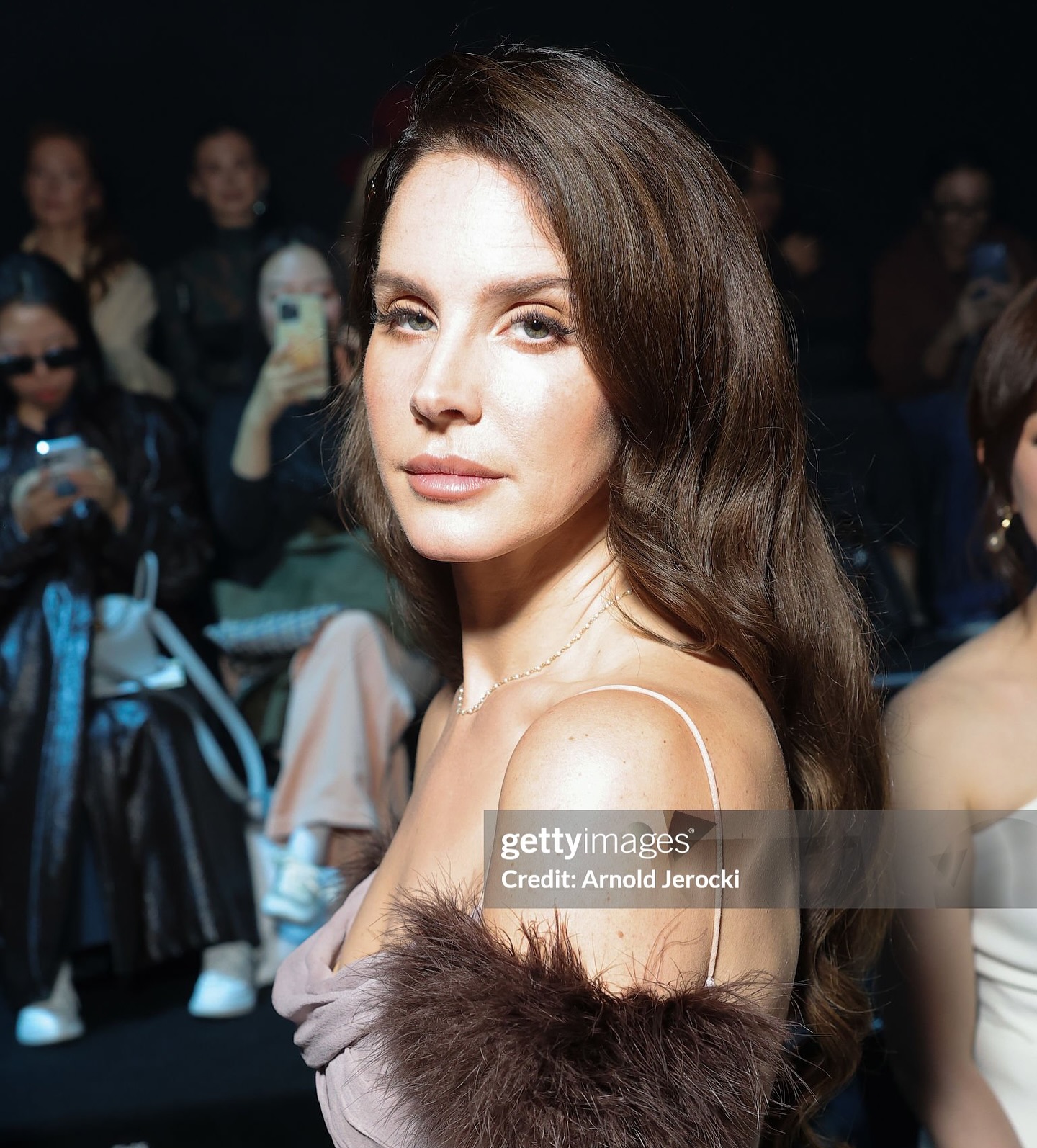 lanadelreybbrasil2025-10-05t161139000z-1759724986766275480053-1759741482694-17597414827741978718078.jpg