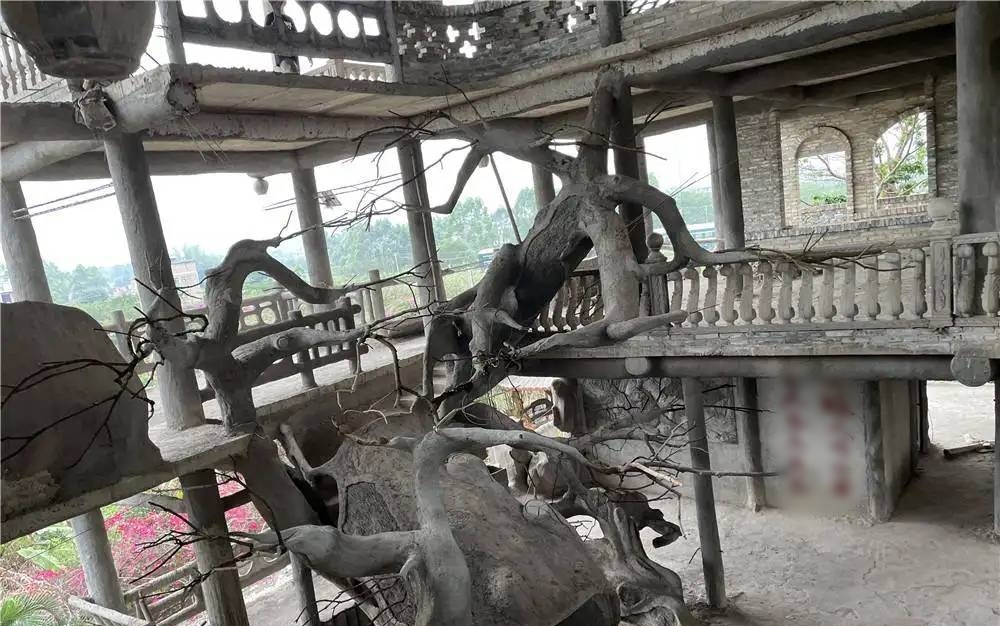 nguoi-nong-dan-chi-50-ty-xay-toa-nha-co-1-0-2-chua-xay-xong-da-hut-du-khach-5-1672279003-711-width1000height668-1759728400214-1759728400359201602399.jpg