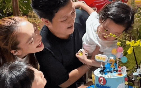 thiet-ke-chua-co-ten-2-1759718059633-1759718061032807665538.gif