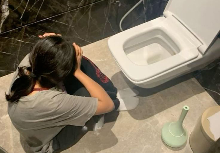 Theo dõi lượng nước tiểu hàng ngày để nhận biết bất thường