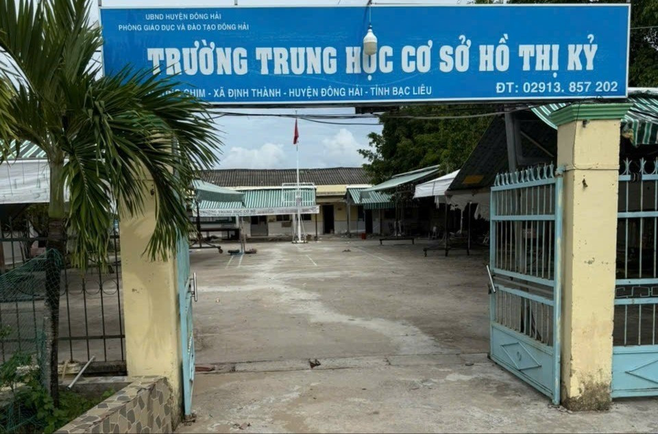 Xem xét chuyển cơ quan điều tra vụ trường cấp 2 ở Cà Mau lập quỹ 2,9 tỷ - Ảnh 1.