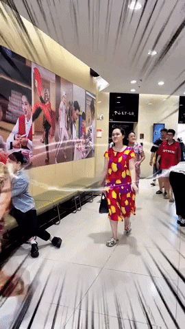 gif-17598334617931852234382-1759850012126-17598500129251745372876.gif