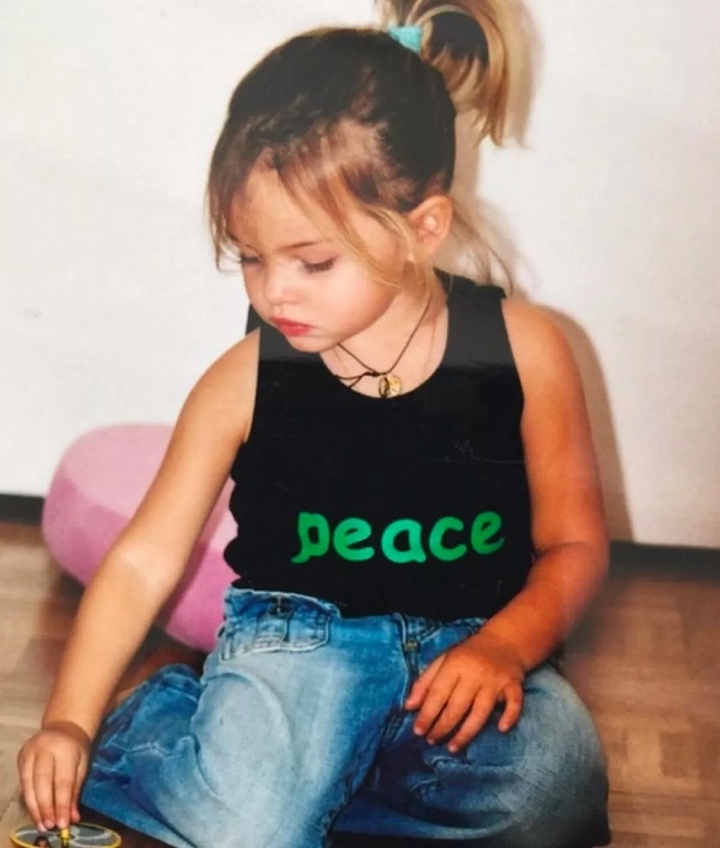 0girl-controversially-dubbed-most-beautiful-at-age-6-wows-on-nyfw-thylane-blondeau-10165017-1759910023107-17599100232631631313991.jpeg