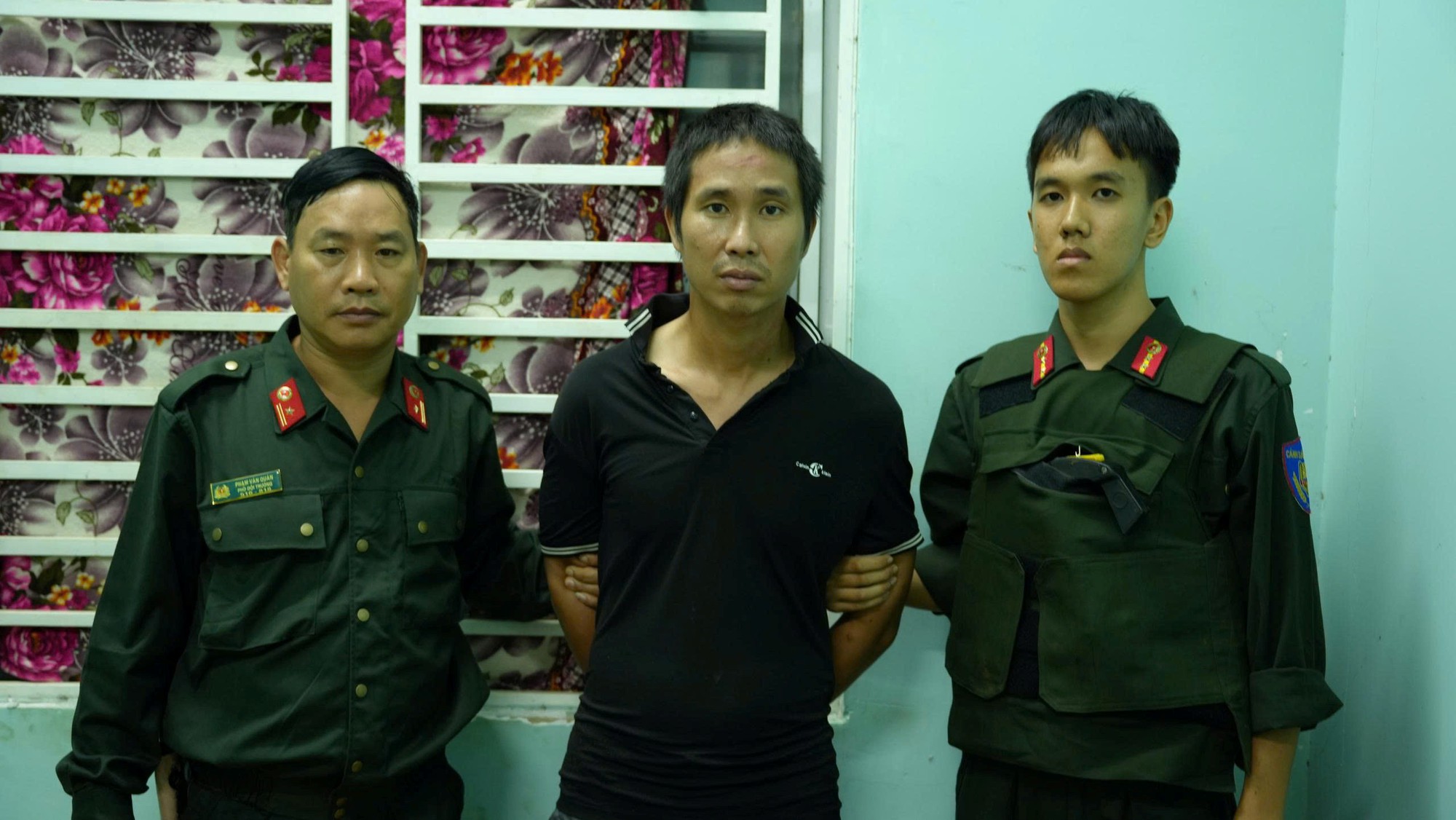 Vụ thảm án ở Đồng Nai: Hành trình truy bắt Lê Sỹ Tùng trong 56 giờ nghẹt thở - Ảnh 9. Vụ thảm án ở Đồng Nai: Hành trình truy bắt Lê Sỹ Tùng trong 56 giờ nghẹt thở - Ảnh 9.