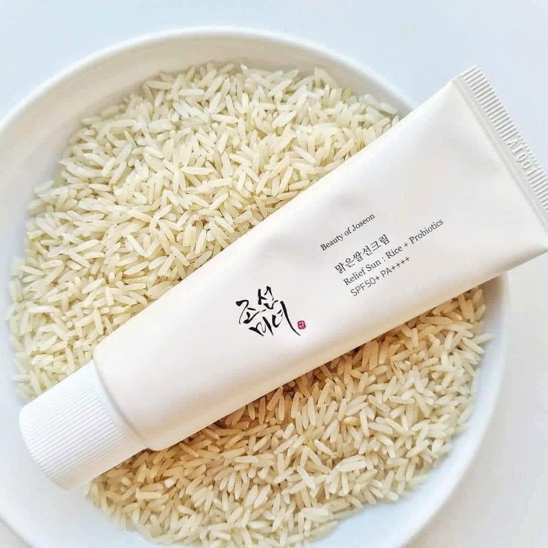 Vogue tung hô 7 món skincare Hàn: Bôi lên da đẹp nức nở, dùng rồi chỉ muốn thốt lên Vogue tung hô 7 món skincare Hàn: Bôi lên da đẹp nức nở, dùng rồi chỉ muốn thốt lên
