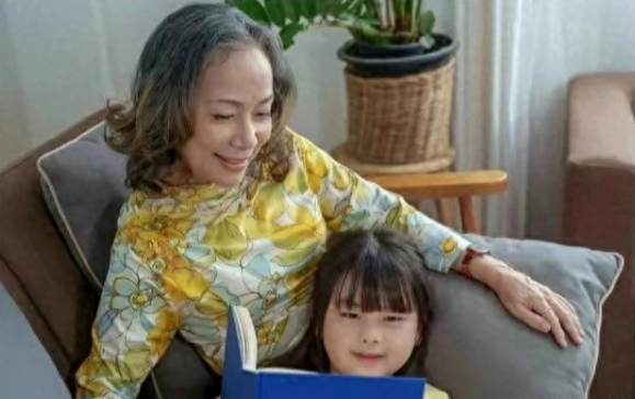 Mẹ tôi nghỉ hưu với lương 5 triệu/tháng – ai cũng lo, nhưng bà sống an nhàn hơn tất cả chúng tôi - Ảnh 3. Mẹ tôi nghỉ hưu với lương 5 triệu/tháng – ai cũng lo, nhưng bà sống an nhàn hơn tất cả chúng tôi - Ảnh 3.