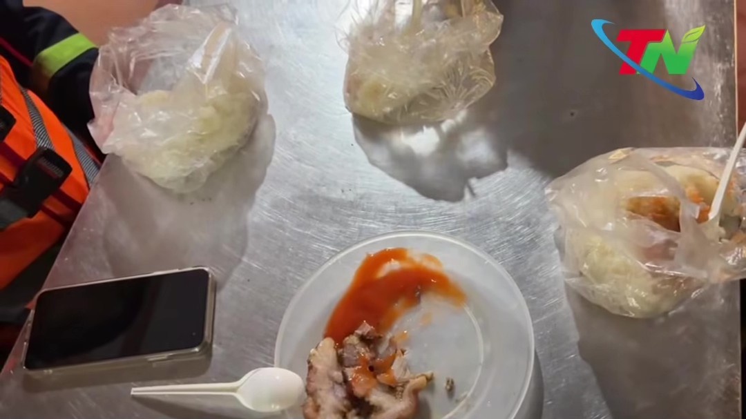 Những bữa ăn sáng lúc... 6h tối: Chữ thương viết thế nào cũng không đủ - Ảnh 3.