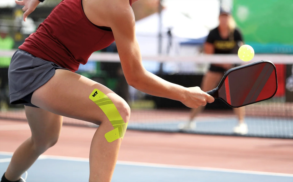 Người phụ nữ ở Hà Nội suýt tàn phế vì đánh pickleball quá chăm - Ảnh 1.