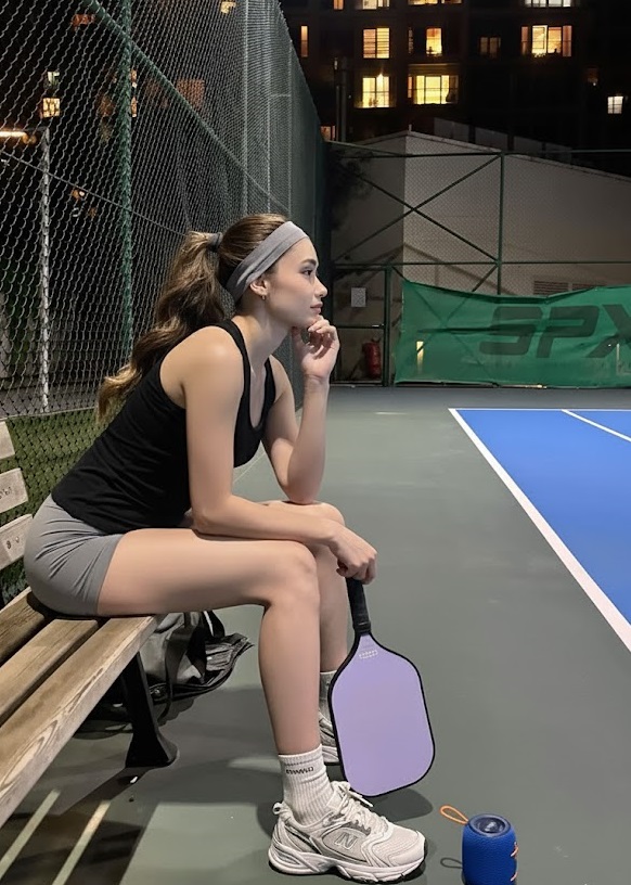 Một lần đổi đội trên sân Pickleball, tôi vô tình nghe được bí mật khiến bản thân rụng rời, không dám coi thường vợ như trước - Ảnh 1.