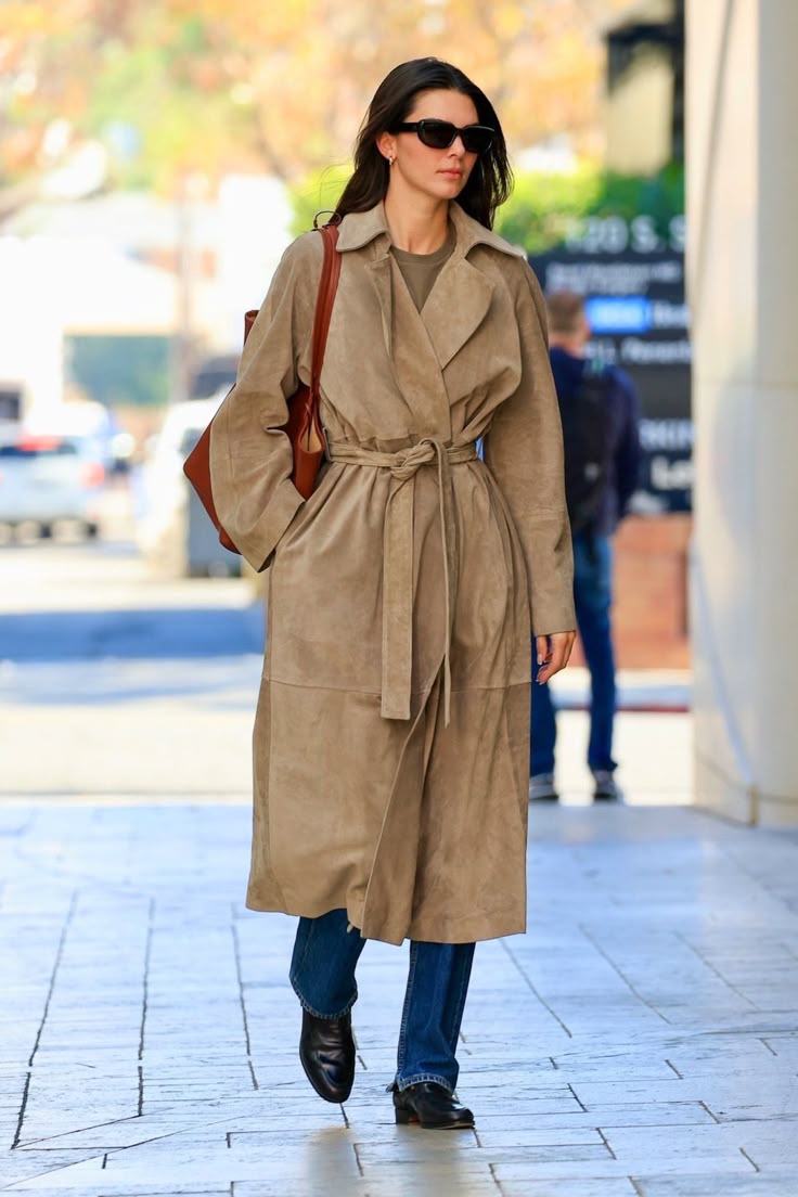 Sắp đến mùa đông, hãy để siêu cao thủ mặc đồ tối giản này gợi ý cho chị em 10 outfit sang chảnh từng centimet - Ảnh 10. Sắp đến mùa đông, hãy để siêu cao thủ mặc đồ tối giản này gợi ý cho chị em 10 outfit sang chảnh từng centimet - Ảnh 10.
