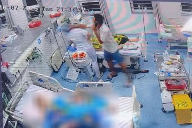 Vụ người đàn ông liên tục đánh vào đầu nhân viên y tế, dọa đốt bệnh viện tại TP HCM: Bệnh viện lên tiếng - Ảnh 2. Vụ người đàn ông liên tục đánh vào đầu nhân viên y tế, dọa đốt bệnh viện tại TP HCM: Bệnh viện lên tiếng - Ảnh 2.