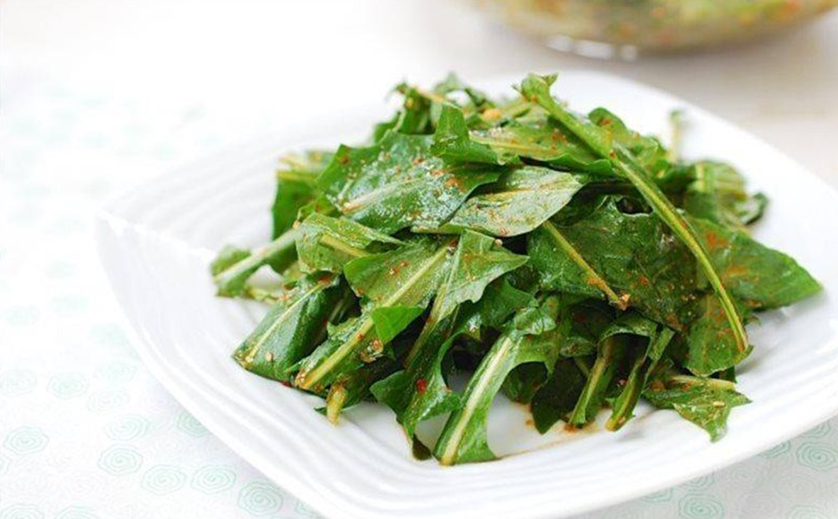 Mỹ đánh giá "rau tốt nhất thế giới" hóa ra là rau quen thuộc mọc như cỏ dại ở nước ta - Ảnh 4. Mỹ đánh giá "rau tốt nhất thế giới" hóa ra là rau quen thuộc mọc như cỏ dại ở nước ta - Ảnh 3.