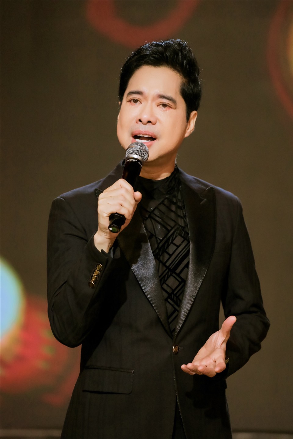 ngoc-son-7-1723969780435225864678-17599469422011150937304-1759984207484-17599842129441817521929.jpg