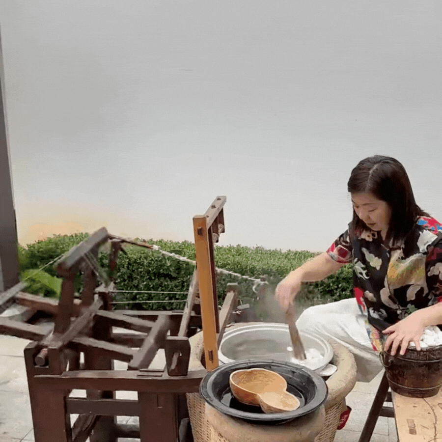 phu-ba-dao-hy-nhi-6-1759988071473875320754.gif