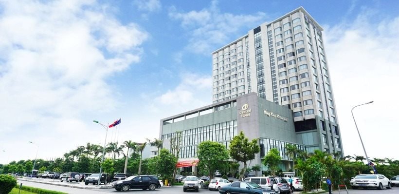 Đại gia U60 kín tiếng đứng sau khách sạn 5 sao 18 tầng đầu tiên ở Thanh Hóa, 'đánh chiếm' sang Quảng Ninh xây chuỗi - Ảnh 3. Đại gia U60 kín tiếng đứng sau khách sạn 5 sao 18 tầng đầu tiên ở Thanh Hóa, 'đánh chiếm' sang Quảng Ninh xây chuỗi - Ảnh 3.