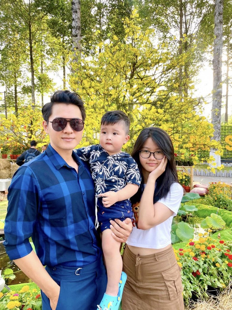 Ngoại hình U40 cực sexy của nữ diễn viên lấy chồng 2 kém 9 tuổi: Mẹ 2 con, trai lạ vẫn nhắn tin tán tỉnh - Ảnh 6. Ngoại hình U40 cực sexy của nữ diễn viên lấy chồng 2 kém 9 tuổi: Mẹ 2 con, trai lạ vẫn nhắn tin tán tỉnh - Ảnh 6.