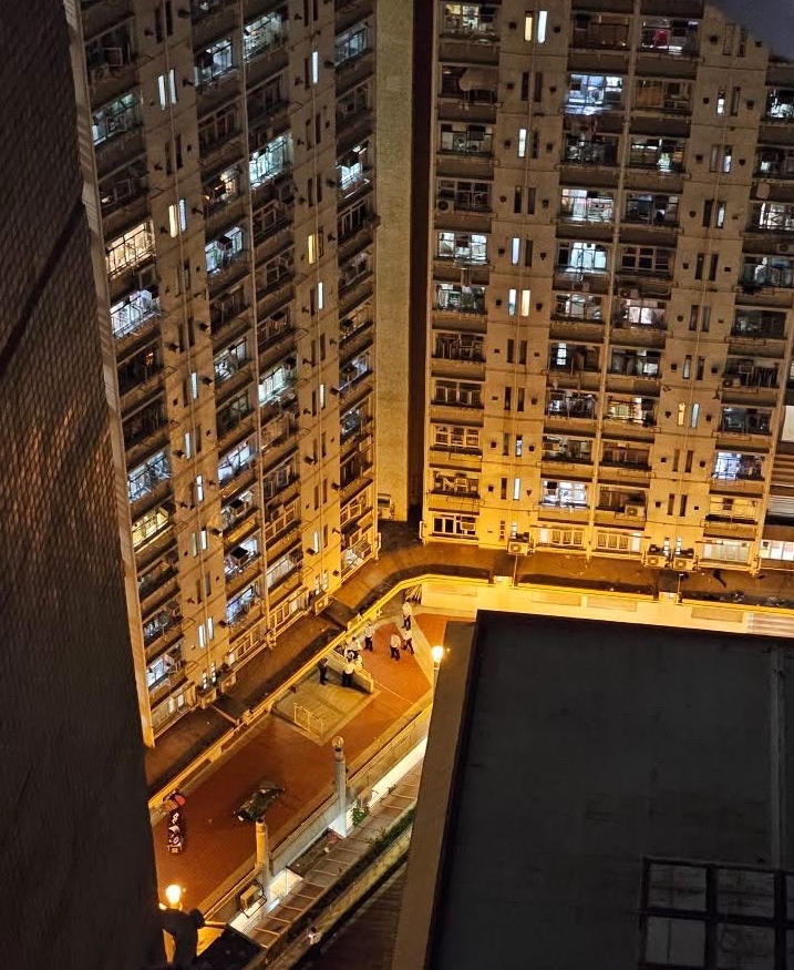 Bố mẹ đi thăm bạn bè, để con trai 12 tuổi ở nhà một mình nhưng vừa trở về thì nghe tin dữ từ cảnh sát- Ảnh 2. Bố mẹ đi thăm bạn bè, để con trai 12 tuổi ở nhà một mình nhưng vừa trở về thì nghe tin dữ từ cảnh sát- Ảnh 2.