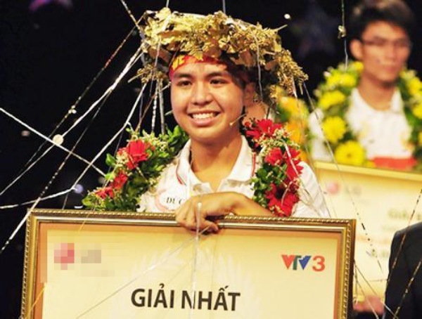 Cuộc sống hiện tại của Quán quân Olympia đầu tiên trường Ams - Ảnh 1. Cuộc sống hiện tại của Quán quân Olympia đầu tiên trường Ams - Ảnh 1.